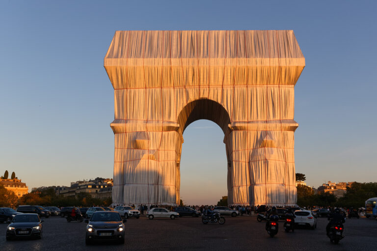 Volker Meinberg - Christos-Arc-de-Triomphe-01